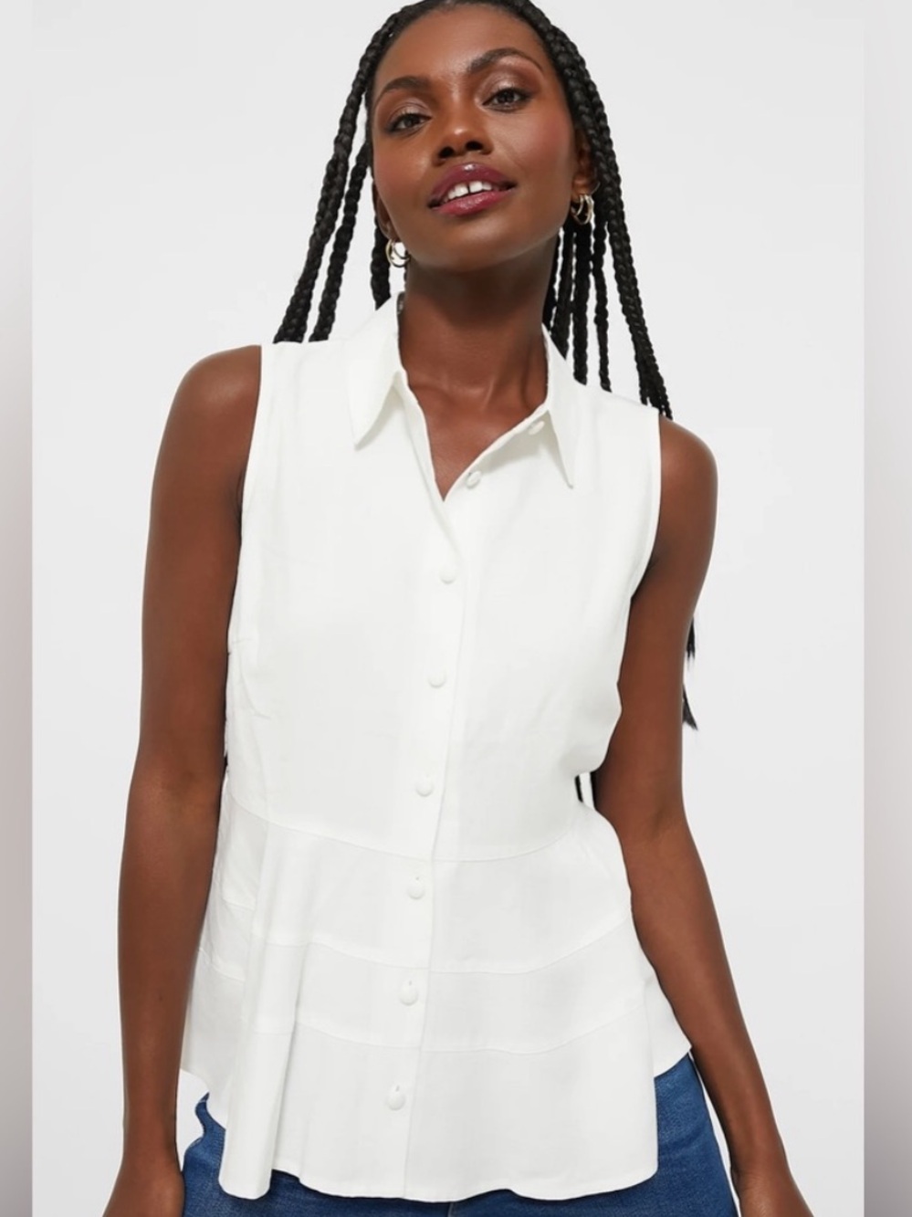 NWT Pomander Place Tuckernuck Sleeveless Button-Front Blouse in White